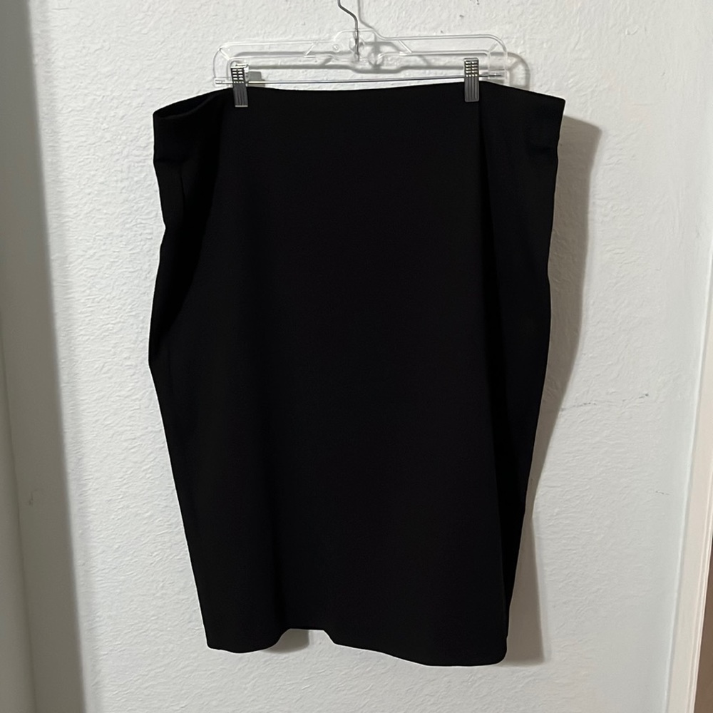 Black skirt